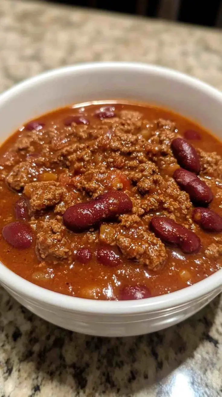 Easy 5-Ingredient Crockpot Chili