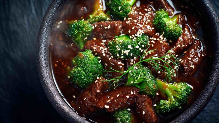 Crockpot Beef and Broccoli with Garlic Soy Sauce
