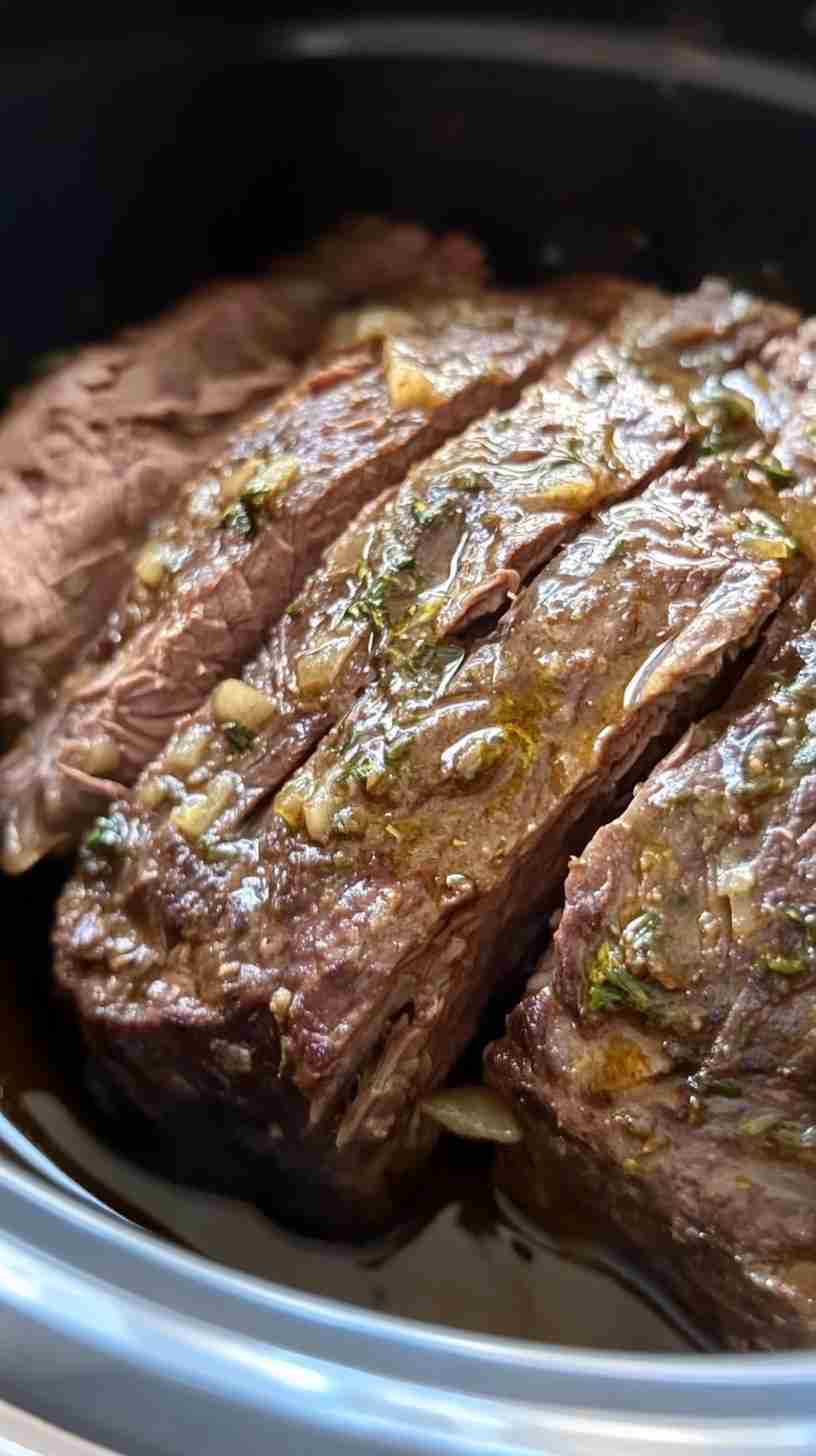 Easy Garlic & Onion Beef Arm Roast in the Slow Cooker Easy Garlic & Onion Beef Arm Roast in the Slow Cooker