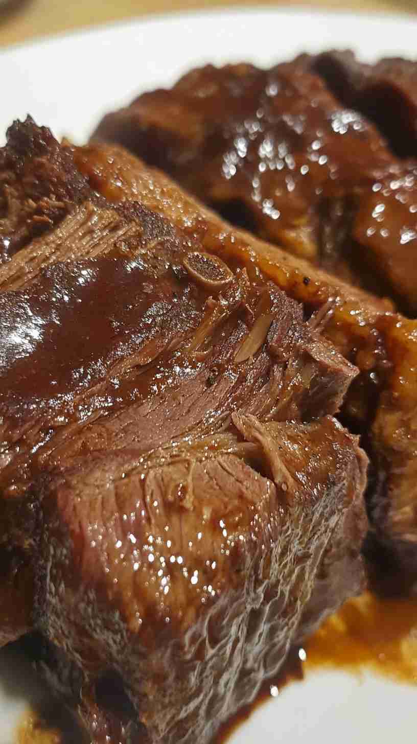 Rich & Flavorful Slow Cooker Beef Arm Roast