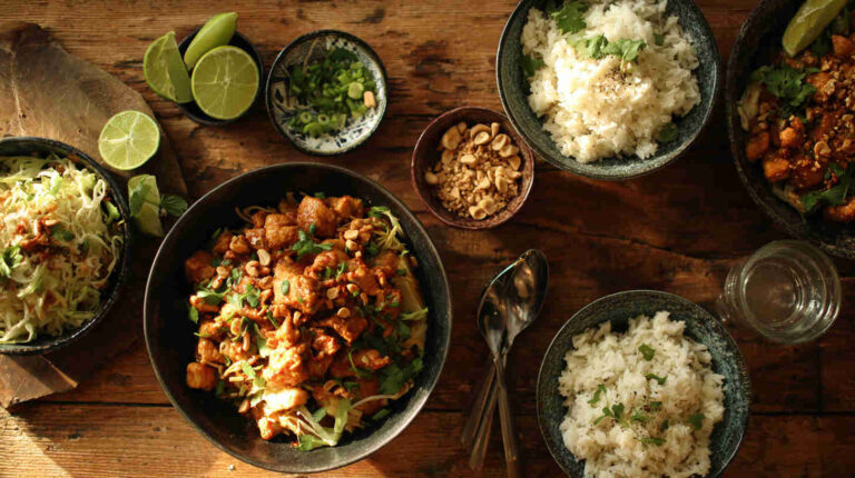 Crockpot Thai Peanut Chicken